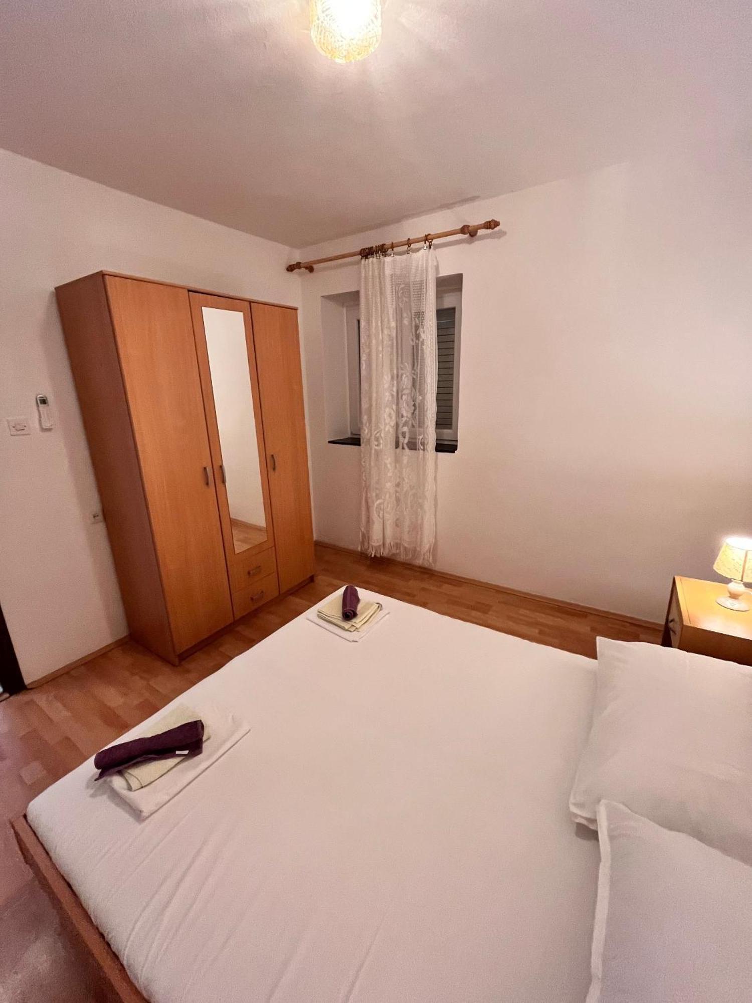 Apartments By The Sea Metajna, Pag - 6465 Bilik gambar
